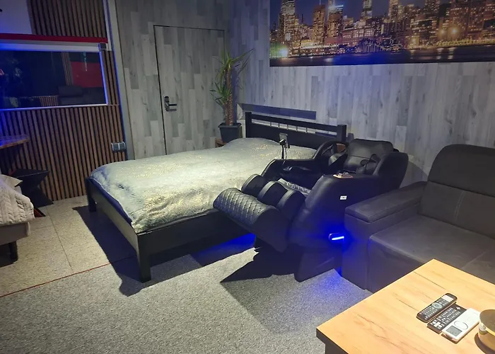 Villa Vip - pokoje,śniadanie,Apartament kinowy, Masaż Gniezno